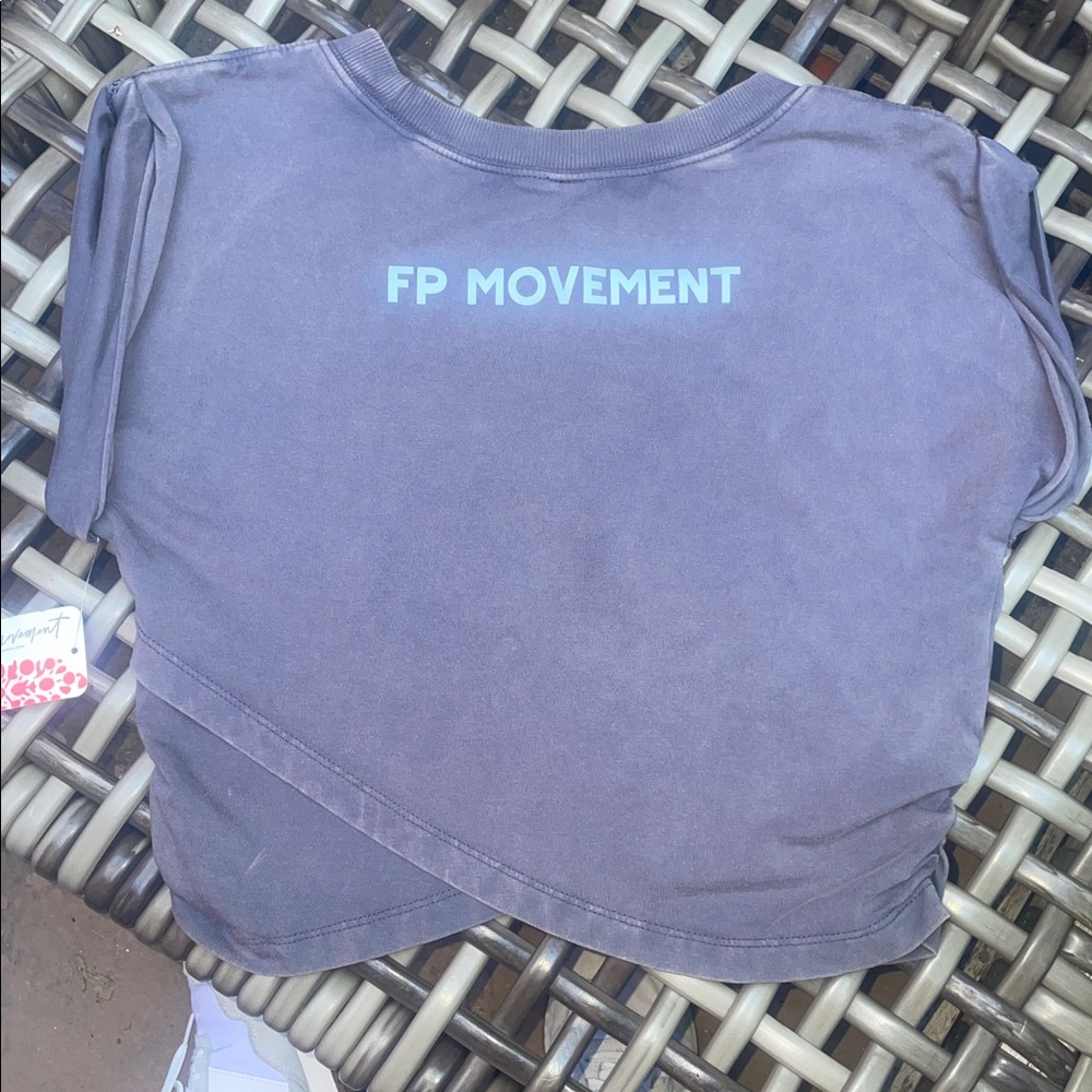 FP Movement NWT M Hot Shot Crossover Dark Shadow Combo *TOP ONLY* SOFT CROP TEE